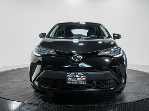 2021 Toyota C-HR LE