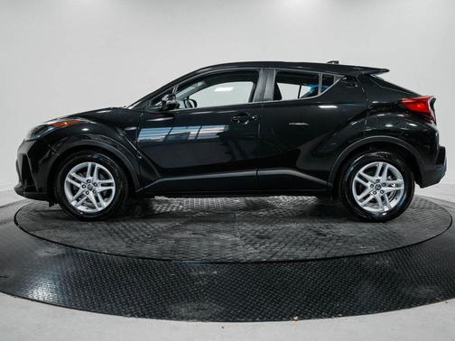 2021 Toyota C-HR LE