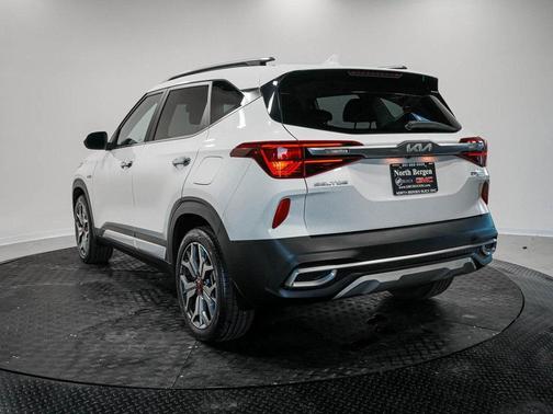 2023 Kia Seltos SX