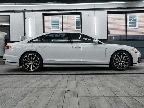 2023 Audi A8 L 55