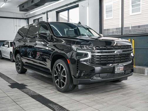 2022 Chevrolet Suburban RST