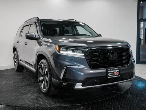 2024 Honda Pilot Touring