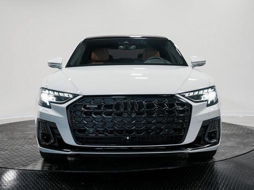 2024 Audi A8 L 55
