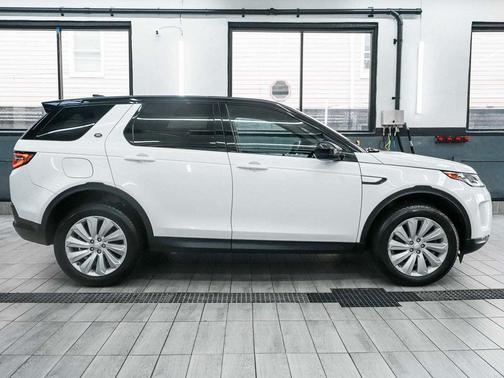 2020 Land Rover Discovery Sport SE