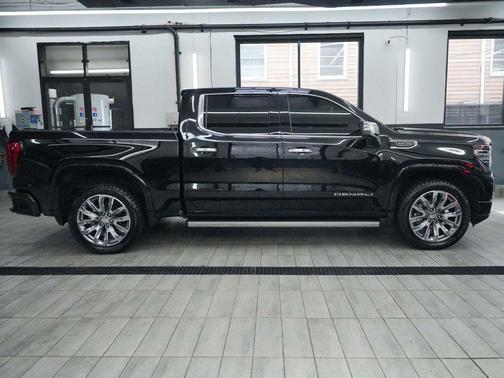 Onyx Black 2024 GMC Sierra 1500 Denali