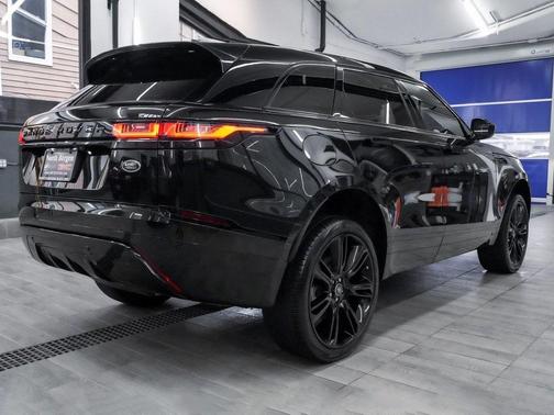 2022 Land Rover Range Rover Velar R-Dynamic S