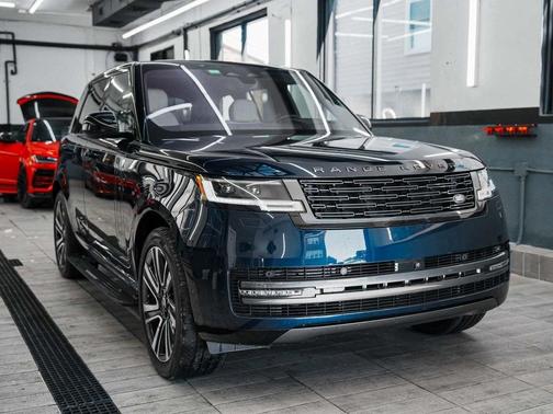 2023 Land Rover Range Rover P530 SE