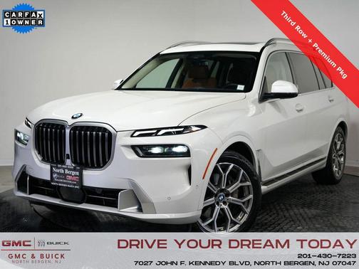 Mineral White Metallic 2024 BMW X7 xDrive40i