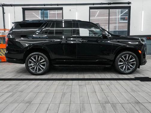 2024 Cadillac Escalade Sport