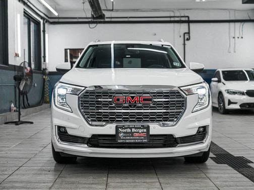 2022 GMC Terrain Denali