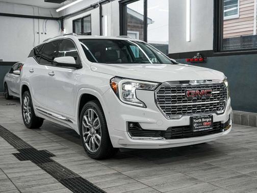 2022 GMC Terrain Denali