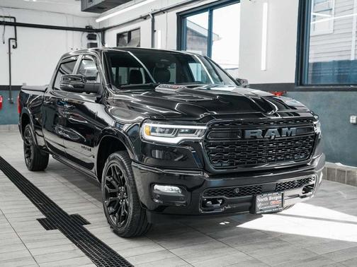 2025 RAM 1500 Limited
