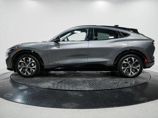 2021 Ford Mustang Mach-E Premium