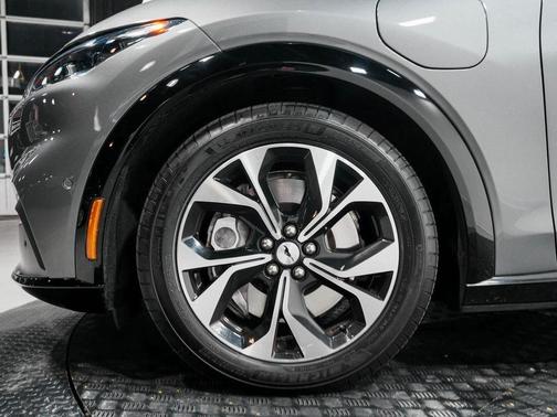 2021 Ford Mustang Mach-E Premium