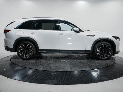 2024 Mazda CX-90 PHEV Premium