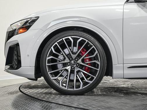 2024 Audi SQ8 4.0T Premium Plus