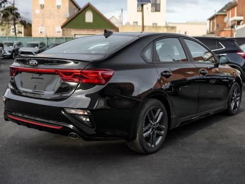 2021 Kia Forte GT-Line