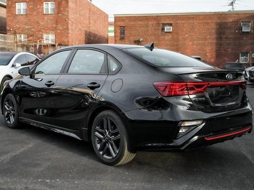 2021 Kia Forte GT-Line