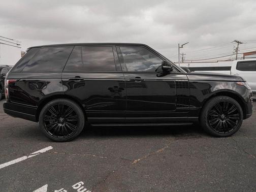 2020 Land Rover Range Rover P525 HSE