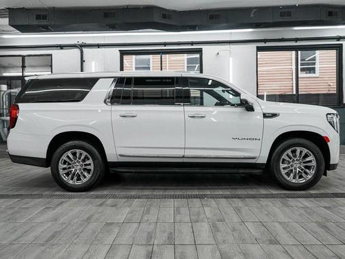 2021 GMC Yukon XL SLT