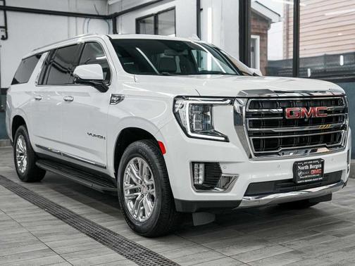 2021 GMC Yukon XL SLT