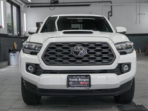 2020 Toyota Tacoma TRD Sport