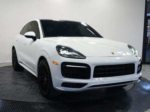 White 2021 Porsche Cayenne GTS