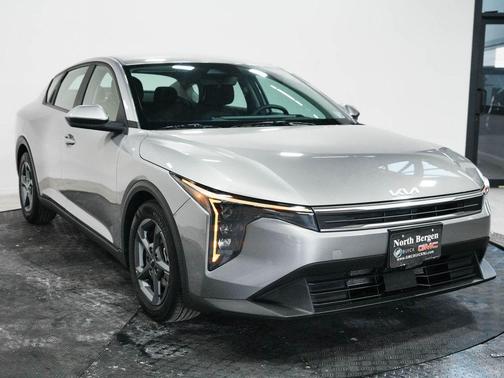 Steel Gray 2025 Kia K4