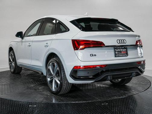 2023 Audi Q5 45 S line Premium Plus