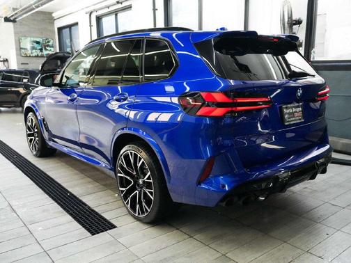 Bay Blue 2024 BMW X5 M Competition