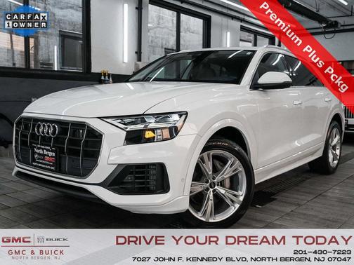 2022 Audi Q8 55 Premium Plus