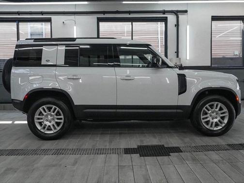 2021 Land Rover Defender 110 S
