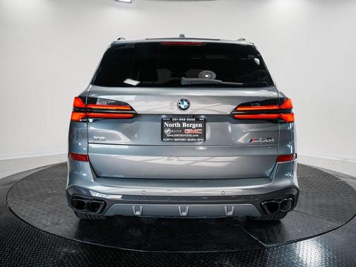 2024 BMW X5 M60i