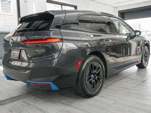 2024 BMW iX xDrive50