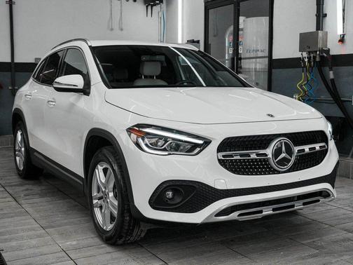 2022 Mercedes-Benz GLA 250 Base 4MATIC