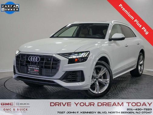 Glacier White Metallic 2023 Audi Q8 55 Premium Plus