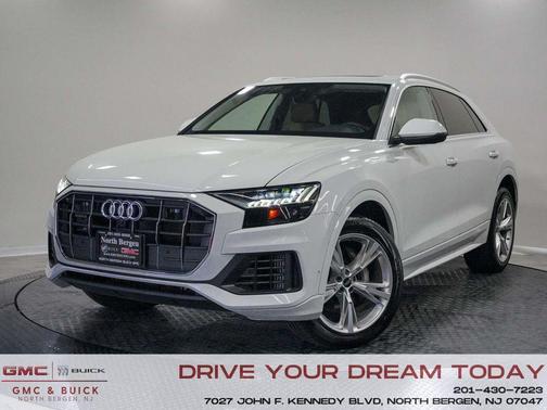 Glacier White Metallic 2023 Audi Q8 55 Premium Plus