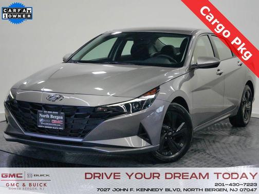 Metal 2023 Hyundai ELANTRA SEL
