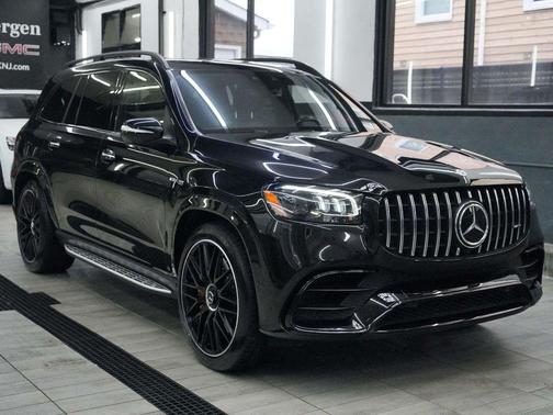 Obsidian Black Metallic 2022 Mercedes-Benz AMG GLS 63 Base 4MATIC