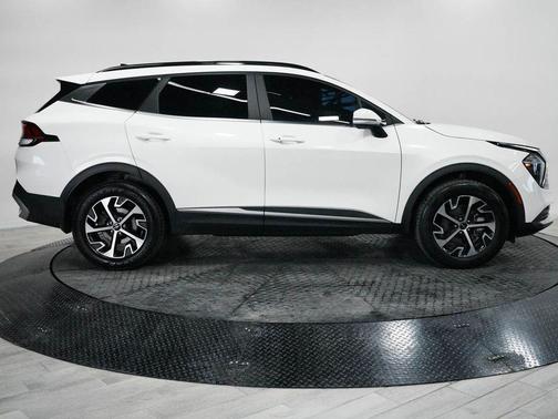 2023 Kia Sportage Hybrid EX