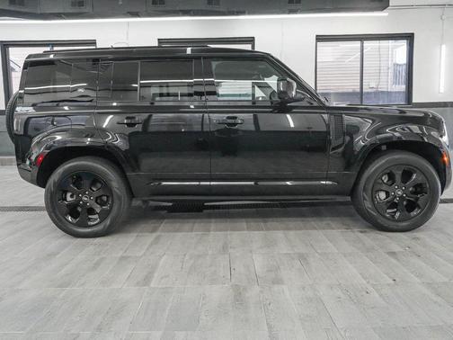 2022 Land Rover Defender 110 X-Dynamic HSE