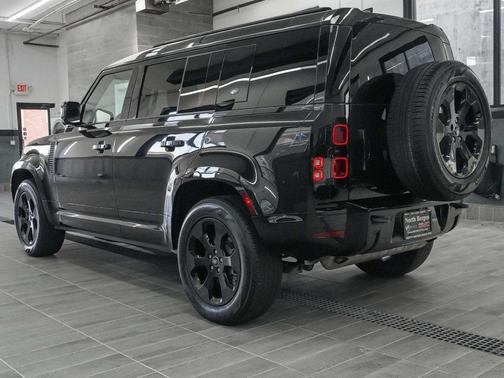 2022 Land Rover Defender 110 X-Dynamic HSE