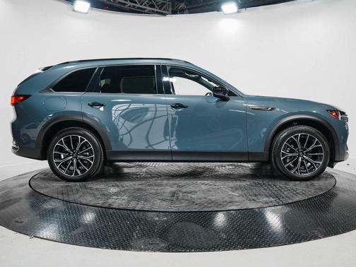 2025 Mazda CX-70 CX-70