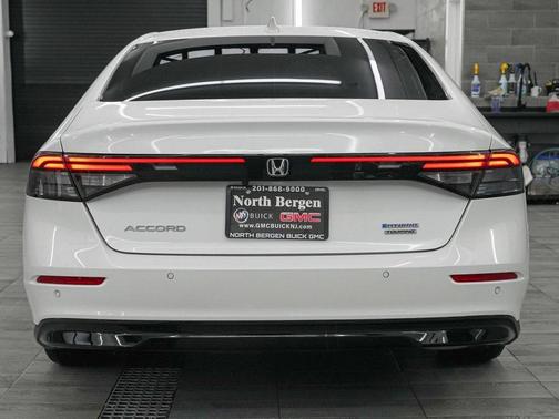 2023 Honda Accord Hybrid Touring