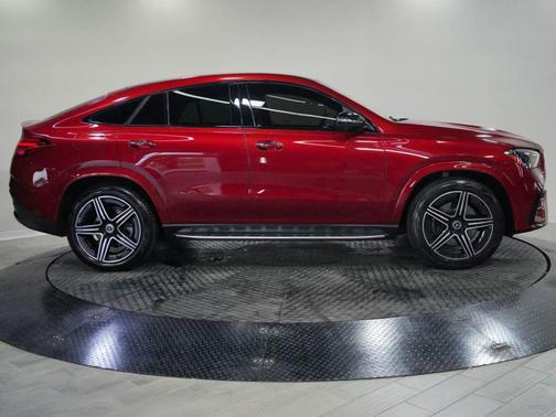 MANUFAKTUR Cardinal Red Metallic 2025 Mercedes-Benz GLE 450 4MATIC