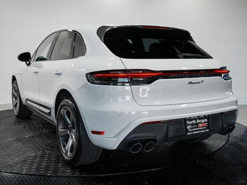 2023 Porsche Macan T