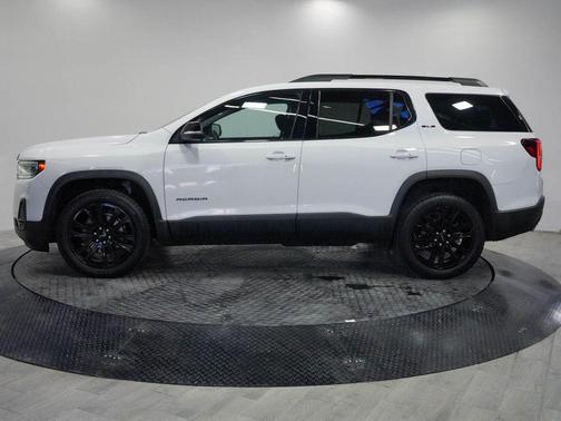 Summit White 2023 GMC Acadia SLE