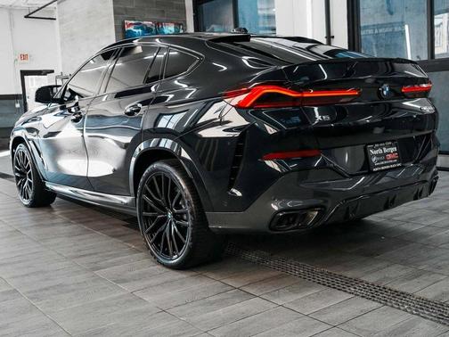 2024 BMW X6 M60i