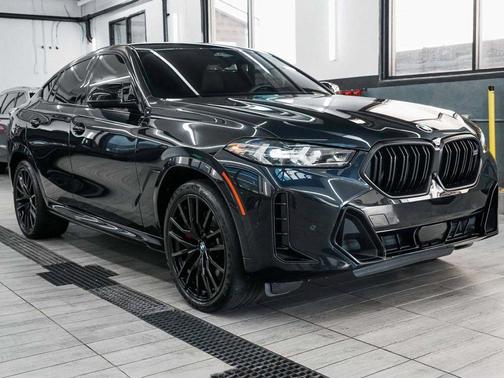 2024 BMW X6 M60i