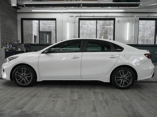 2022 Kia Forte GT-Line